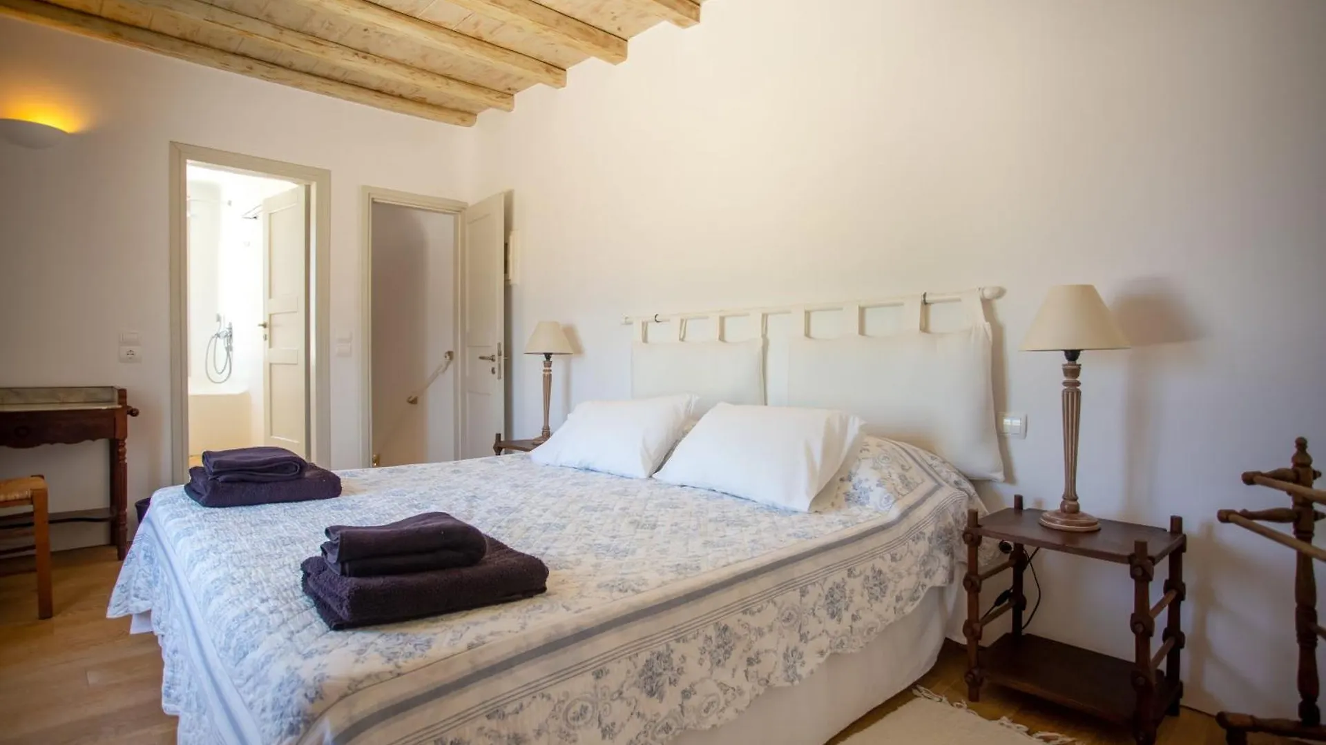 Villa Baroness In Mykonos Town 0*,